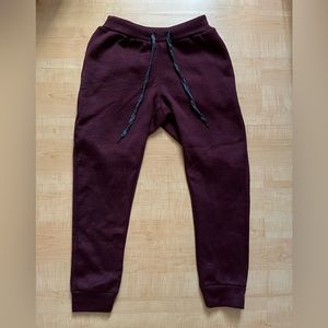 Six Lincoln New York slim fit men’s joggers